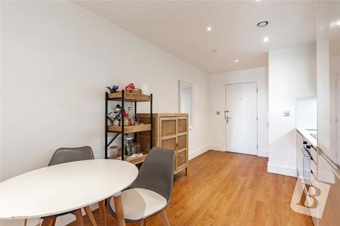 2 bedroom apartment for sale, London Road, Romford, RM7