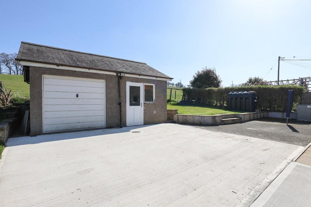 Garage/workshop