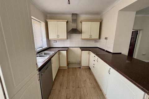 4 bedroom detached house for sale, Cwmamman Road, Glanamman, Ammanford