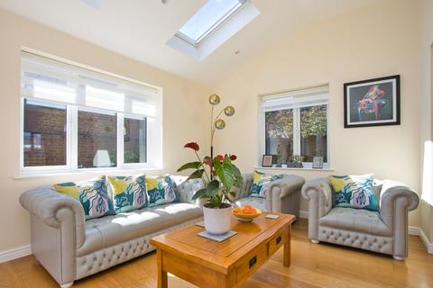 3 bedroom detached house for sale, St. Margarets Drive, Deal, CT14