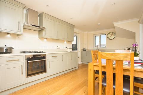 3 bedroom detached house for sale, St. Margarets Drive, Deal, CT14