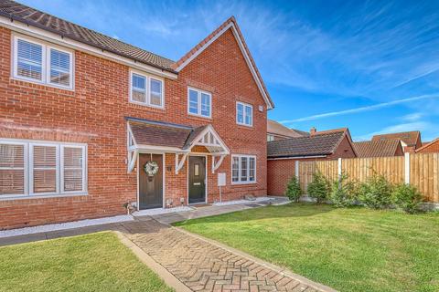 12 Abingdon Close, Basildon, SS15 6LJ