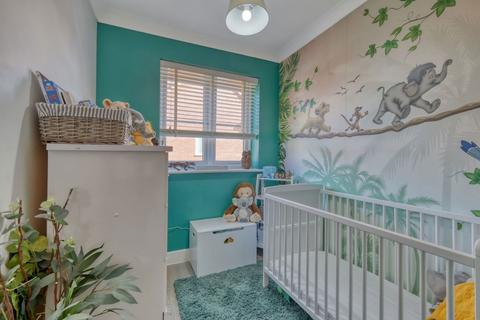 12 Abingdon Close, Basildon, SS15 6LJ