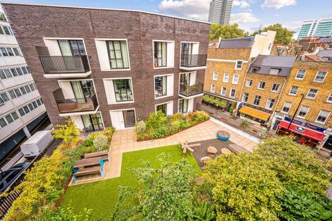 2 bedroom flat for sale, Cleveland Street, W1