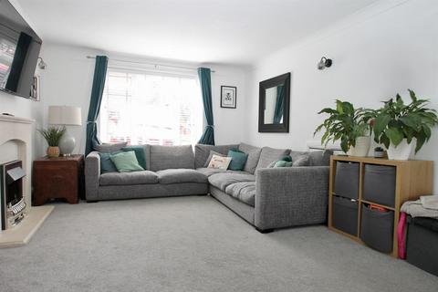 4 bedroom semi-detached house for sale, Woodlands Road, Ditton, Aylesford