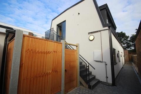 2 bedroom apartment to rent, Hutton Road, Shenfield