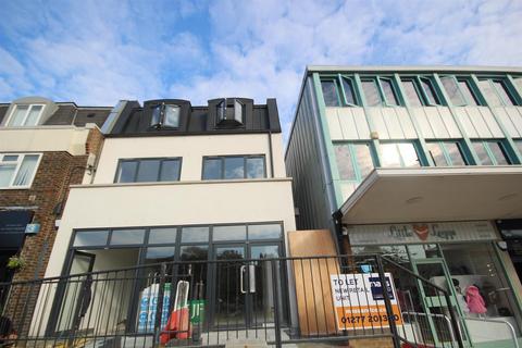 2 bedroom apartment to rent, Hutton Road, Shenfield
