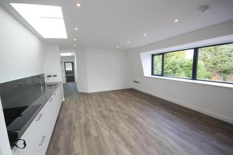 2 bedroom apartment to rent, Hutton Road, Shenfield