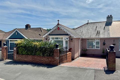 4 bedroom semi-detached house for sale, Molesworth Road, Plymouth PL7