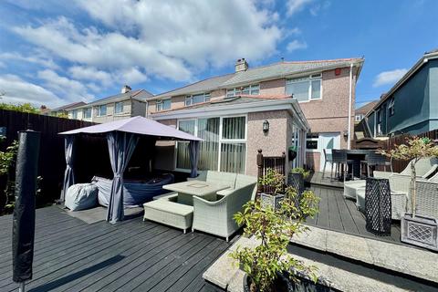 4 bedroom semi-detached house for sale, Molesworth Road, Plymouth PL7