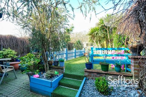 3 bedroom terraced house for sale, Rider Haggard Road, Norwich, Norfolk