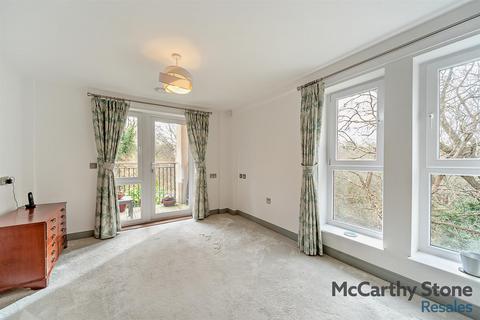 2 bedroom apartment for sale, Station Parade, Virginia Water