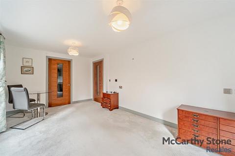 2 bedroom apartment for sale, Station Parade, Virginia Water
