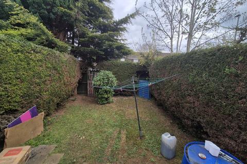 3 bedroom semi-detached house to rent, Pell Court, Lumbertubs, Northampton, NN3