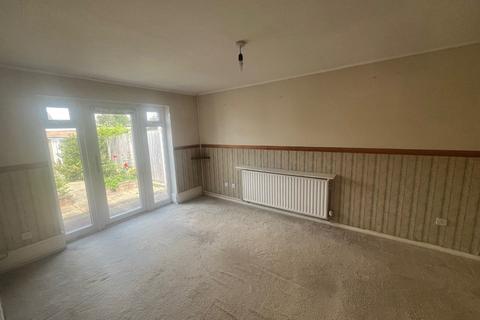 2 bedroom semi-detached bungalow for sale, Mauduit Road, Hanslope, Milton Keynes,  MK19 7NJ