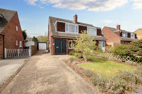 3 bedroom semi-detached house for sale, Darwin Drive, Tonbridge
