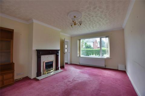 2 bedroom bungalow for sale, Howden Road, Romanby, Northallerton, North Yorkshire, DL7