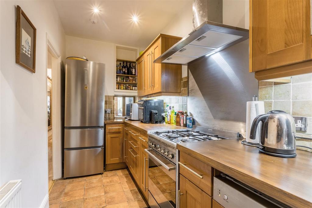 14 A Brunswick Terrace-4.jpg