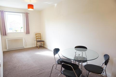 1 bedroom property to rent, Evesham Road, Redditch