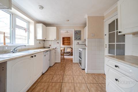 16 Binscombe Crescent, Godalming, GU7 3RB