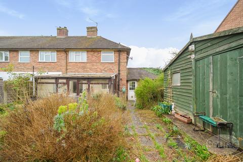 16 Binscombe Crescent, Godalming, GU7 3RB