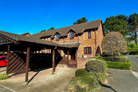 Bramble Walk, Lymington, SO41