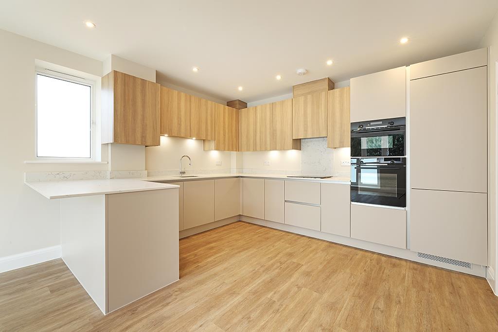 1-Cobham Rd-Apt-5-Kitchen-7695.jpg