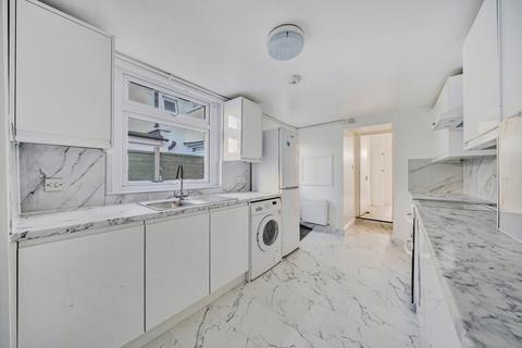 3 bedroom cottage for sale, Kings Road, South Norwood