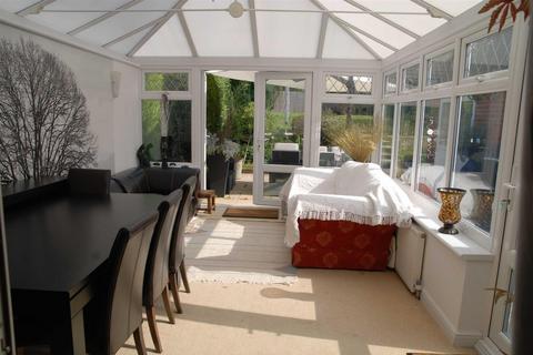4 Felton Close, Petts Wood, Orpington, BR5 1AD