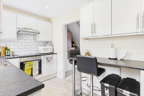 1 Babis Farm Row, Saltash, PL12 4TQ