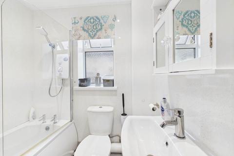 1 Babis Farm Row, Saltash, PL12 4TQ