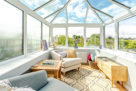 4 bedroom cottage for sale, West Street, Tetbury