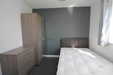 1 bedroom in a house share to rent, Stone Close, Wellingborough NN8