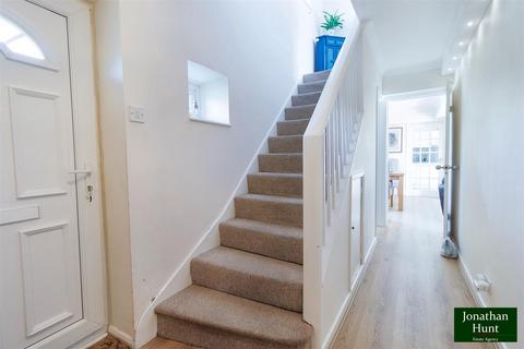 13 Riverside, Buntingford, SG9 9HJ
