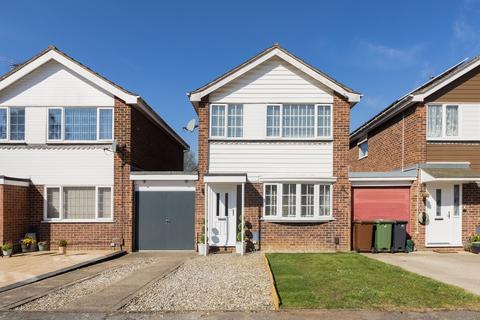 82 Hamble Drive, Abingdon, OX14 3TE