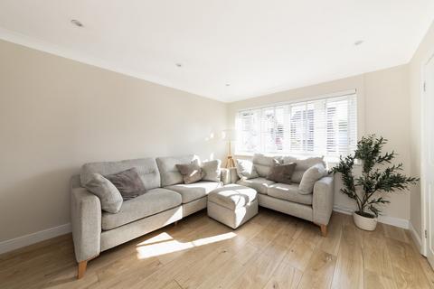 82 Hamble Drive, Abingdon, OX14 3TE