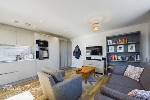 1 bedroom apartment for sale, Seven Sisters Road, London, N4
