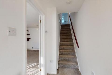 3 bedroom semi-detached house to rent, Sewell Close, Birchington, Kent, CT7
