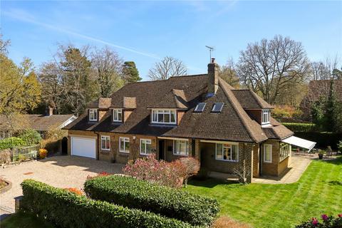 5 bedroom detached house for sale, Chapel Road, Rowledge, Farnham, Surrey, GU10