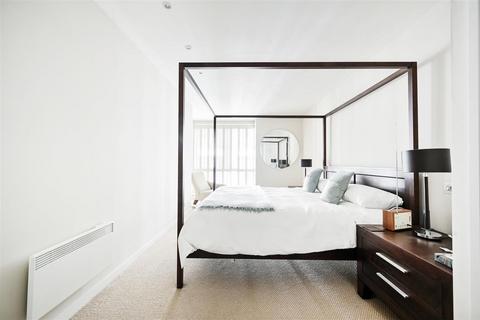 1 bedroom apartment for sale, Hosier Lane, London EC1A