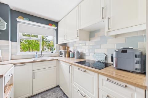 2 bedroom flat for sale, Glenapp Grange, Mortimer Common, RG7