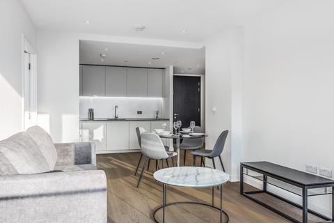 2 bedroom flat for sale, No.1 Upper Riverside, 18 Cutter Lane, Greenwich Peninsula, SE10