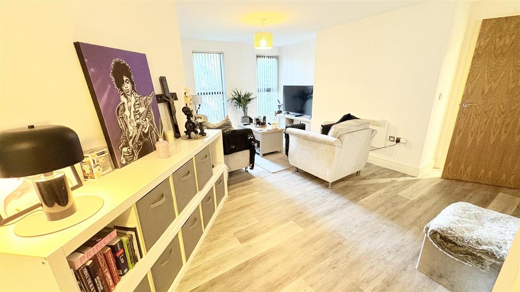 Open Plan Living/Kitchen