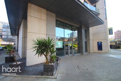 1 bedroom apartment to rent, CENTENARY PLAZA, CITY CENTRE
