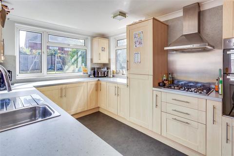 5 Arnside Close, Twyford, Reading, RG10 9BS