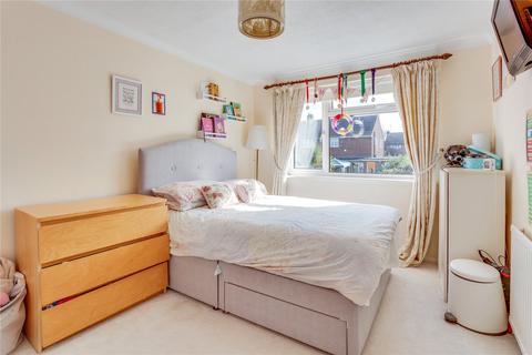 5 Arnside Close, Twyford, Reading, RG10 9BS