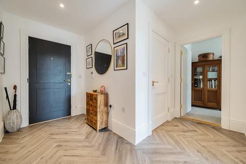2 bedroom flat for sale, Fellowes Rise, Winchester, Hampshire, SO22