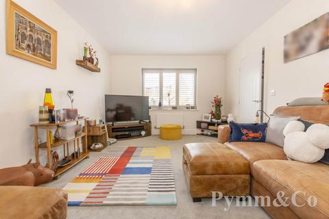 5 bedroom detached house for sale, Tipperary Avenue, Norwich NR18