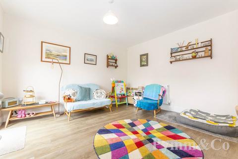 5 bedroom detached house for sale, Tipperary Avenue, Norwich NR18