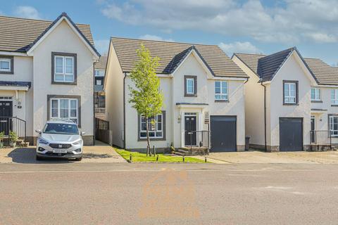 4 bedroom detached house for sale, Kingfisher Avenue, Alexandria G83